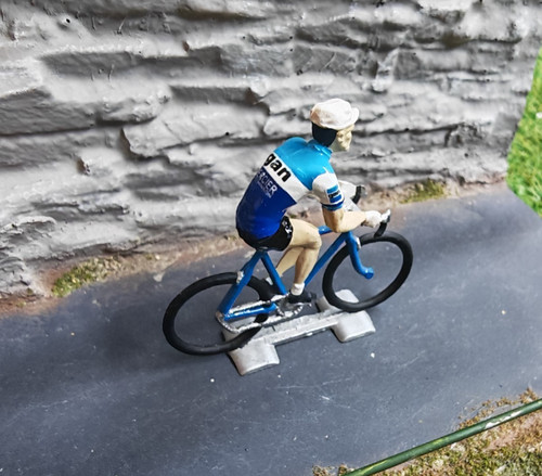 Cycliste cofalu poulidor - cycliste,